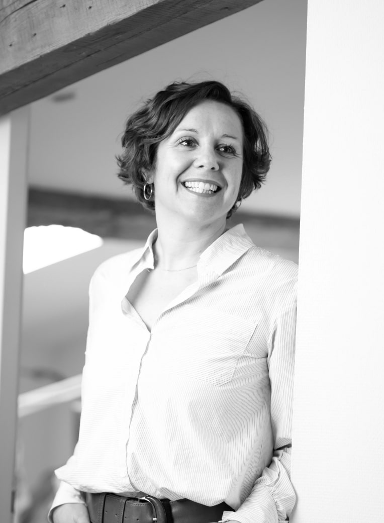 photo de Sophie Lacroix directrice associée de l’agence de relations presse la Cerise à Toulouse